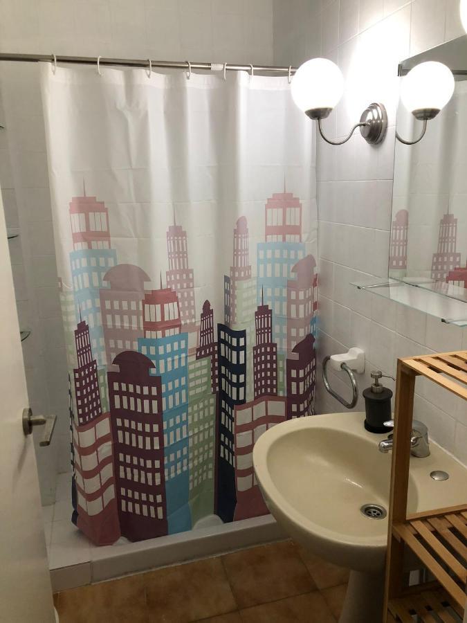 Precioso Apartamento Con Terraza Compartida Lägenhet Sevilla Exteriör bild